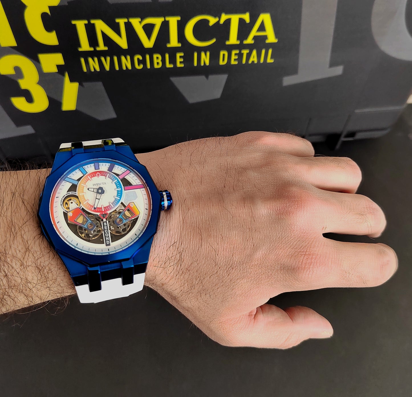 INVICTA Specialty automatic White and Blue 52 mm