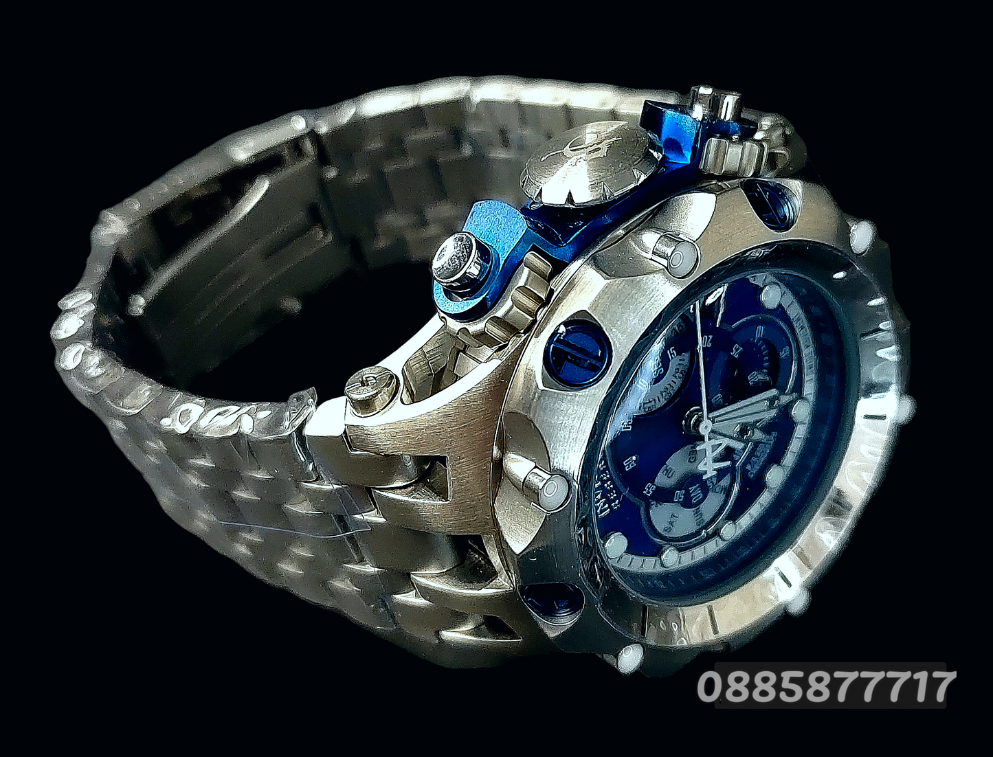 INVICTA Venom Reserve Silver blue dial 54 мм
