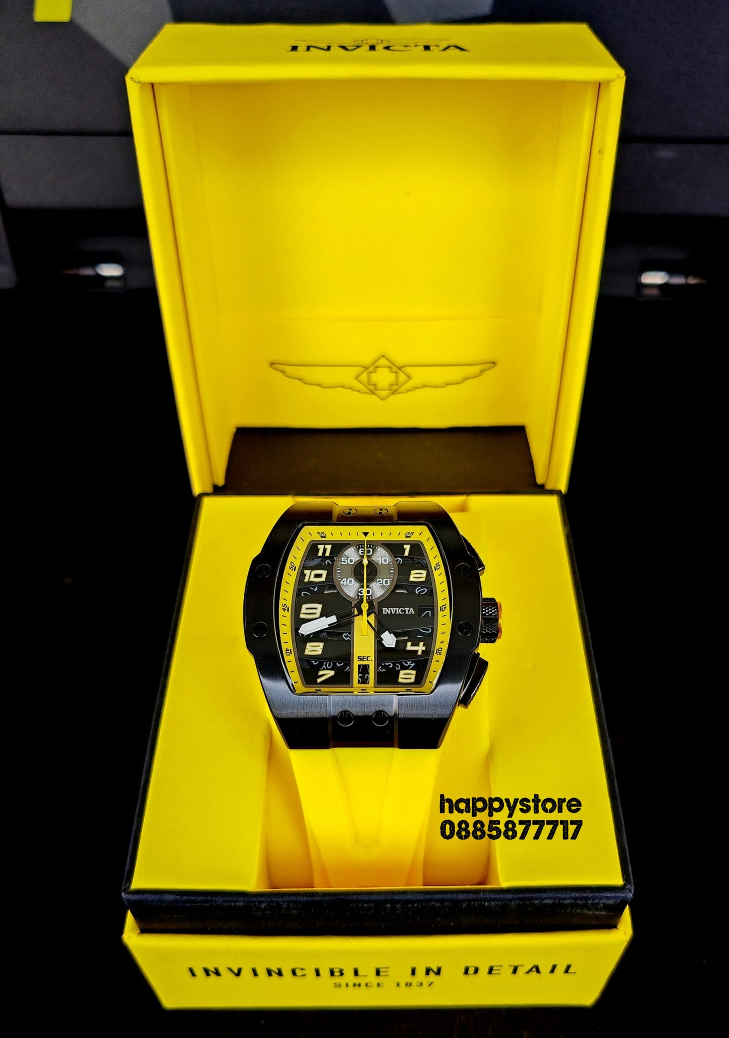 INVICTA Racing Yellow 44 mm