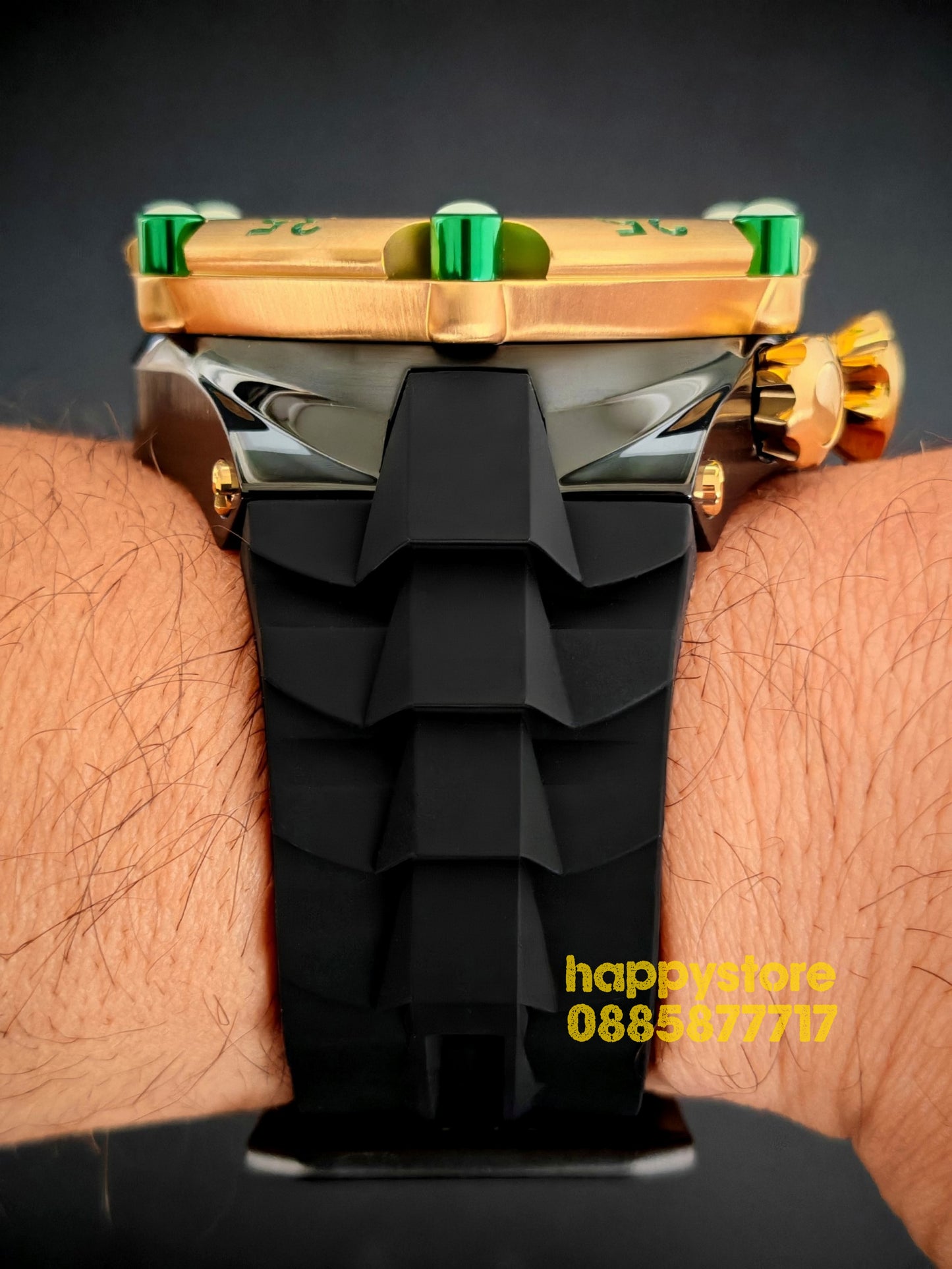 INVICTA Velmore Gold/Black 54 mm