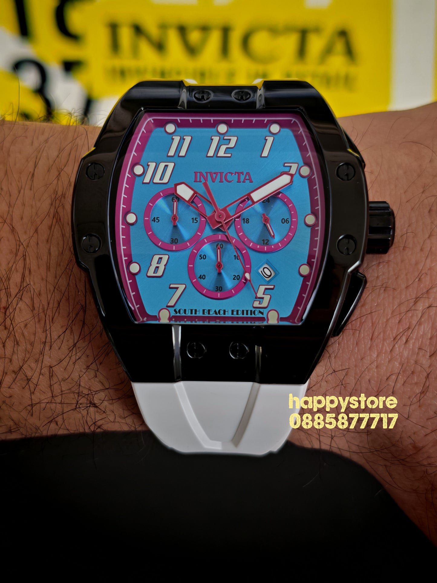 INVICTA Racing South Beach 47 mm