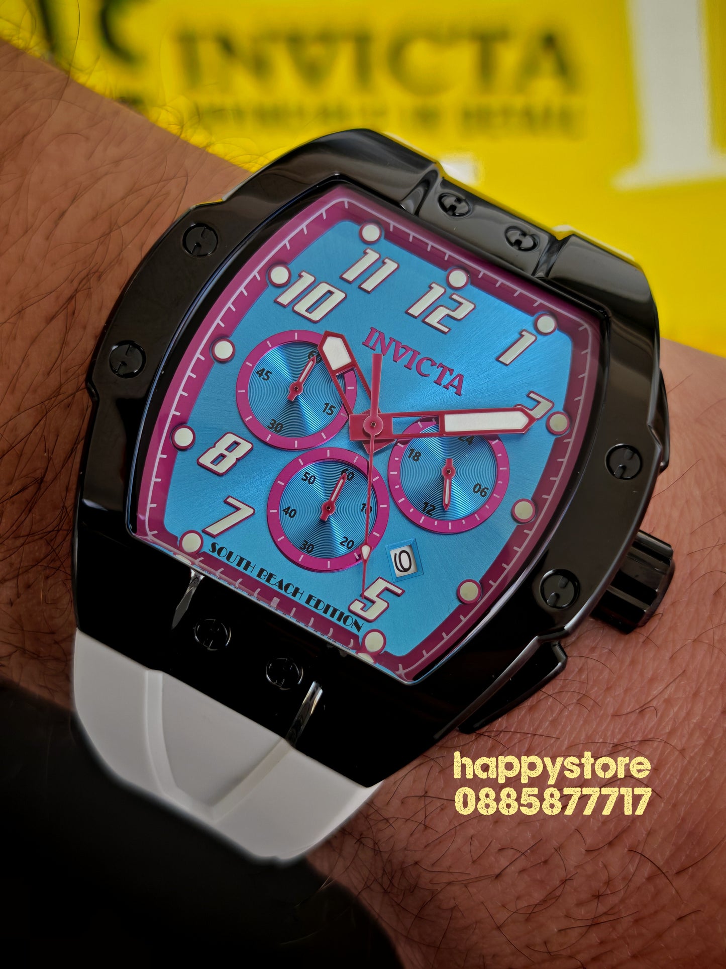 INVICTA Racing South Beach 47 mm