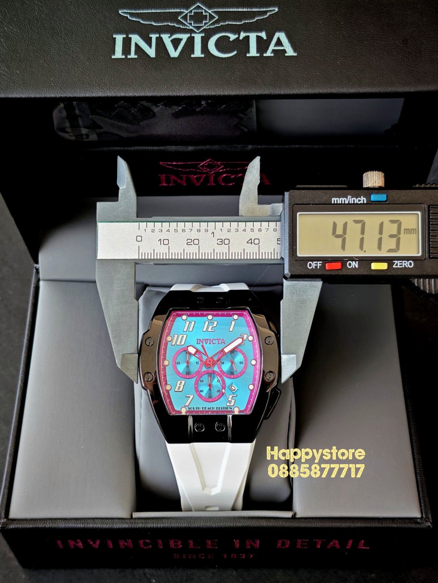 INVICTA Racing South Beach 47 mm